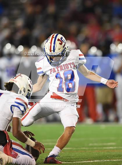 Thumbnail 1 in Jesuit vs. John Curtis Christian (LHSAA D1 Quarterfinal Playoff) photogallery.