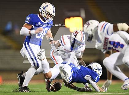 Thumbnail 3 in Jesuit vs. John Curtis Christian (LHSAA D1 Quarterfinal Playoff) photogallery.