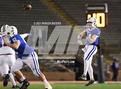 Thumbnail 3 in Jesuit vs. John Curtis Christian (LHSAA D1 Quarterfinal Playoff) photogallery.