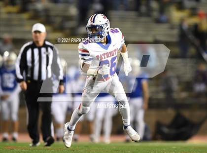Thumbnail 2 in Jesuit vs. John Curtis Christian (LHSAA D1 Quarterfinal Playoff) photogallery.