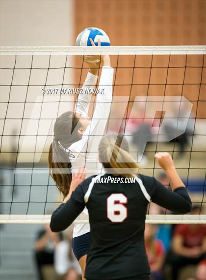 Thumbnail 2 in Romeo @ Stoney Creek (MHSAA Class A District Final) photogallery.