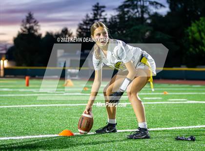 Thumbnail 3 in Oak Park @ Moorpark photogallery.