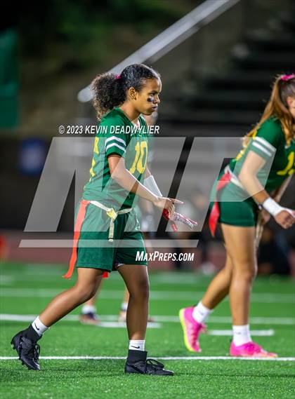 Thumbnail 3 in Oak Park @ Moorpark photogallery.