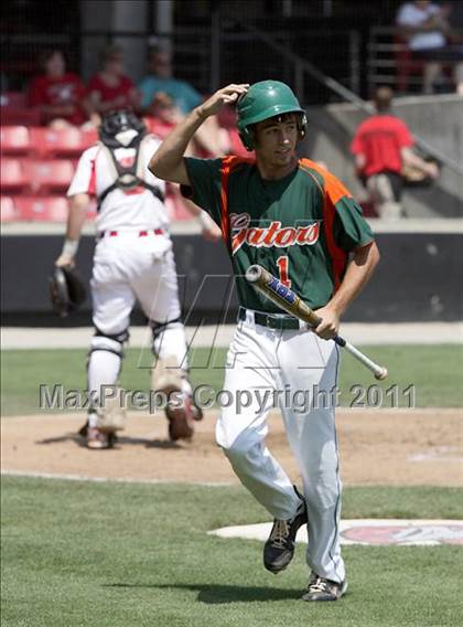 Thumbnail 3 in East Columbus vs. South Stanly (NCHSAA 1A Final - Game 2) photogallery.