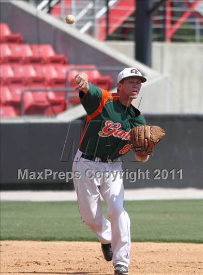 Thumbnail 1 in East Columbus vs. South Stanly (NCHSAA 1A Final - Game 2) photogallery.