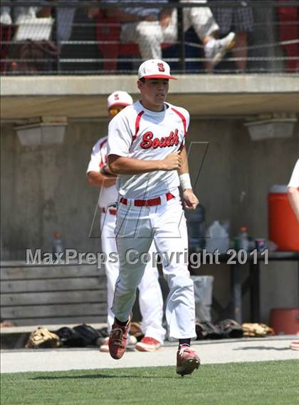 Thumbnail 1 in East Columbus vs. South Stanly (NCHSAA 1A Final - Game 2) photogallery.