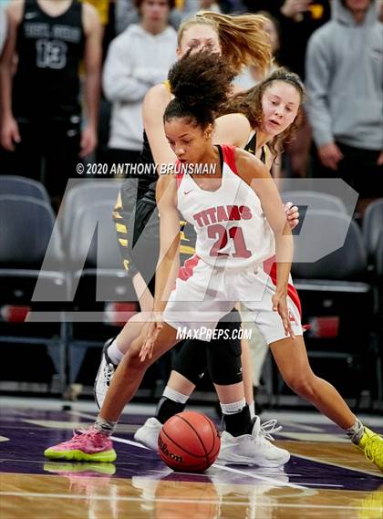 Thumbnail 2 in Del Oro vs. Antelope (CIF SJS D2 Final) photogallery.