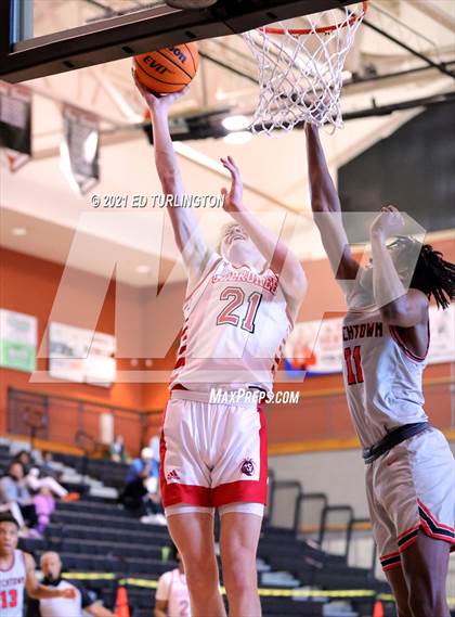 Thumbnail 2 in Dutchtown @ Cherokee (New Years Classic) photogallery.