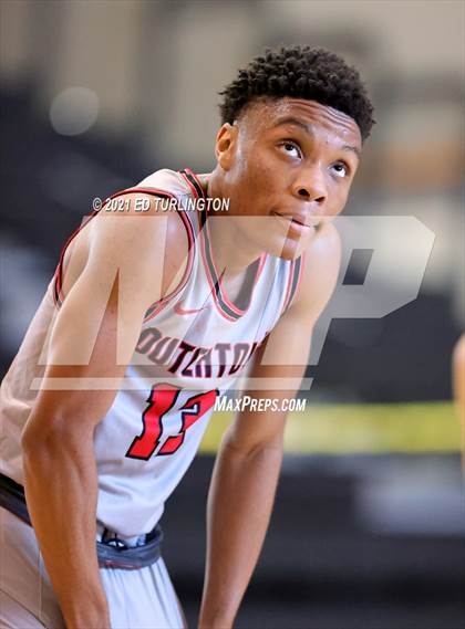 Thumbnail 3 in Dutchtown @ Cherokee (New Years Classic) photogallery.