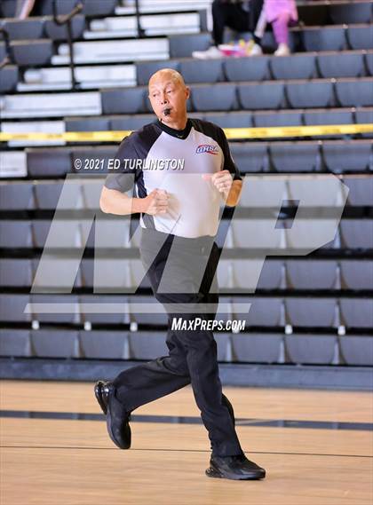 Thumbnail 2 in Dutchtown @ Cherokee (New Years Classic) photogallery.