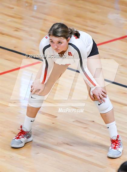 Thumbnail 3 in Mater Dei vs. Hagerty (NIKE Tournament of Champions) photogallery.