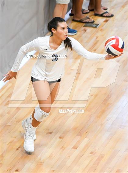 Thumbnail 1 in Mater Dei vs. Hagerty (NIKE Tournament of Champions) photogallery.