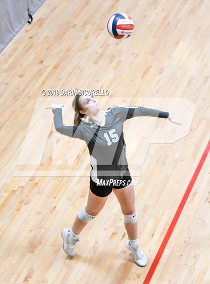Thumbnail 2 in Mater Dei vs. Hagerty (NIKE Tournament of Champions) photogallery.
