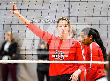 Thumbnail 1 in Mater Dei vs. Hagerty (NIKE Tournament of Champions) photogallery.