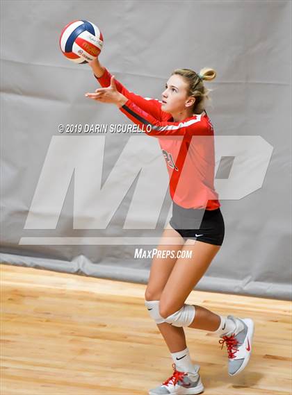 Thumbnail 3 in Mater Dei vs. Hagerty (NIKE Tournament of Champions) photogallery.