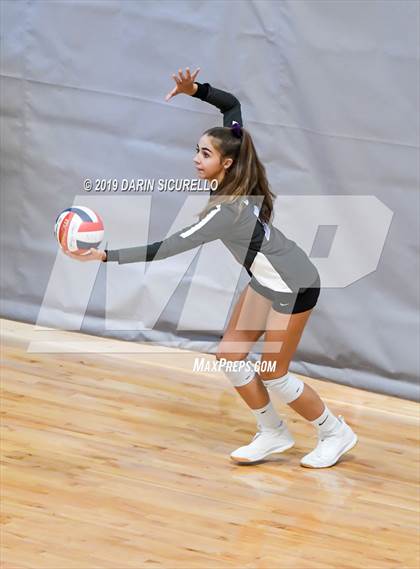 Thumbnail 1 in Mater Dei vs. Hagerty (NIKE Tournament of Champions) photogallery.