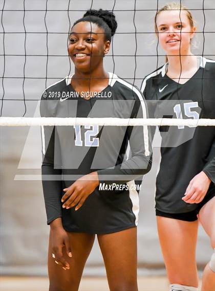 Thumbnail 1 in Mater Dei vs. Hagerty (NIKE Tournament of Champions) photogallery.