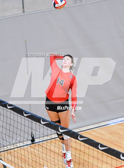 Thumbnail 1 in Mater Dei vs. Hagerty (NIKE Tournament of Champions) photogallery.