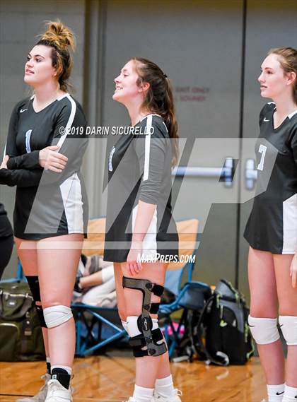 Thumbnail 3 in Mater Dei vs. Hagerty (NIKE Tournament of Champions) photogallery.