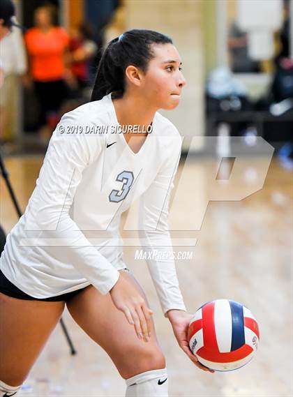 Thumbnail 1 in Mater Dei vs. Hagerty (NIKE Tournament of Champions) photogallery.