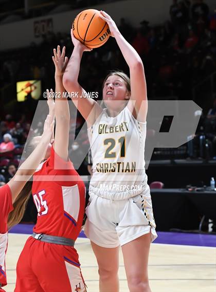 Thumbnail 3 in Holbrook vs. Gilbert Christian (AIA 3A Quarterfinal) photogallery.