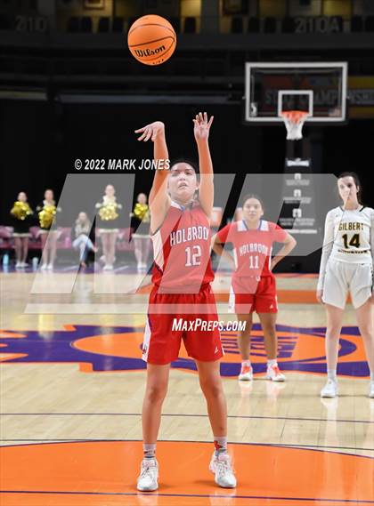 Thumbnail 3 in Holbrook vs. Gilbert Christian (AIA 3A Quarterfinal) photogallery.