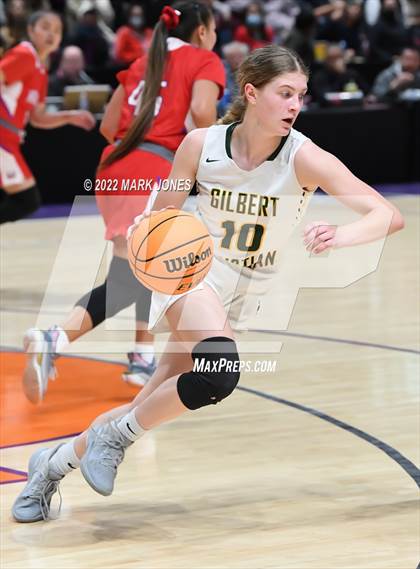 Thumbnail 1 in Holbrook vs. Gilbert Christian (AIA 3A Quarterfinal) photogallery.