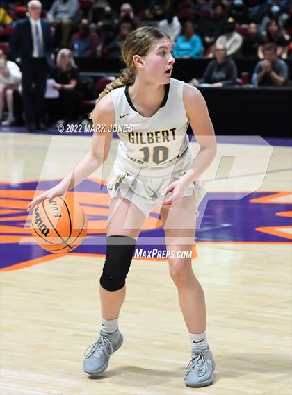 Thumbnail 1 in Holbrook vs. Gilbert Christian (AIA 3A Quarterfinal) photogallery.