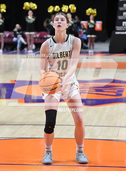 Thumbnail 3 in Holbrook vs. Gilbert Christian (AIA 3A Quarterfinal) photogallery.