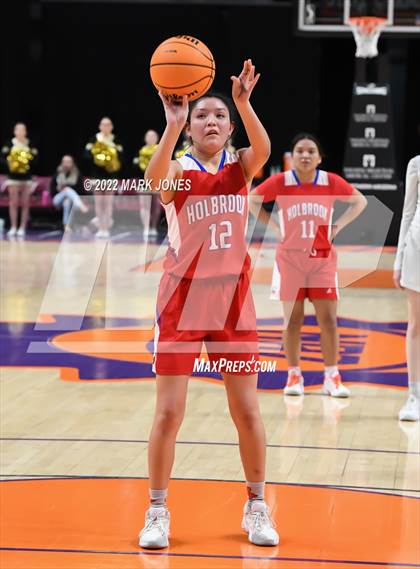 Thumbnail 2 in Holbrook vs. Gilbert Christian (AIA 3A Quarterfinal) photogallery.