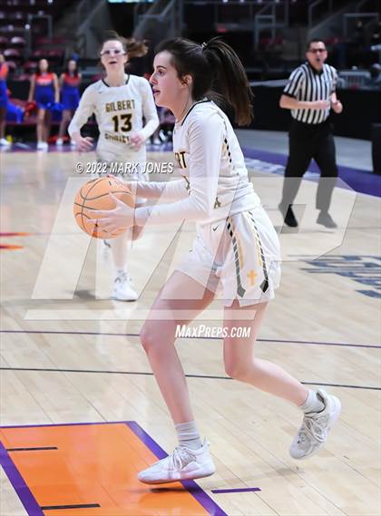Thumbnail 2 in Holbrook vs. Gilbert Christian (AIA 3A Quarterfinal) photogallery.