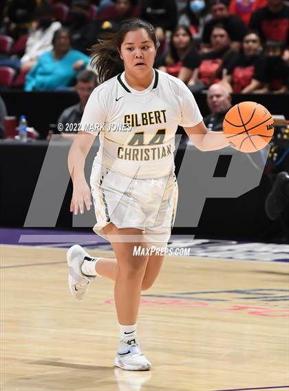 Thumbnail 2 in Holbrook vs. Gilbert Christian (AIA 3A Quarterfinal) photogallery.