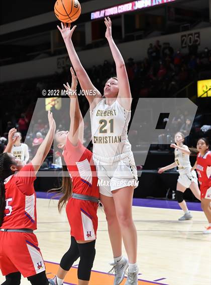 Thumbnail 2 in Holbrook vs. Gilbert Christian (AIA 3A Quarterfinal) photogallery.