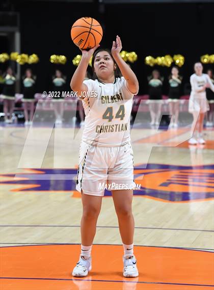 Thumbnail 3 in Holbrook vs. Gilbert Christian (AIA 3A Quarterfinal) photogallery.