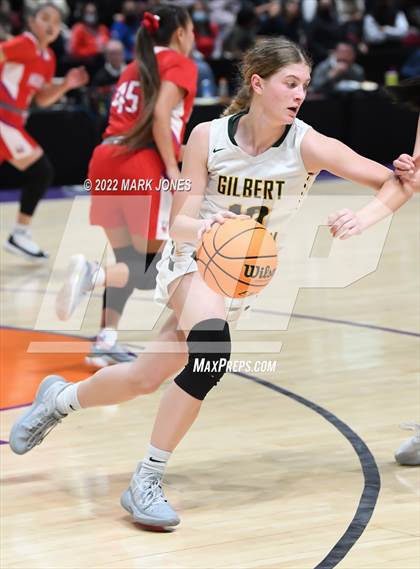 Thumbnail 2 in Holbrook vs. Gilbert Christian (AIA 3A Quarterfinal) photogallery.