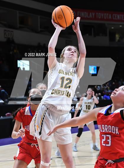 Thumbnail 2 in Holbrook vs. Gilbert Christian (AIA 3A Quarterfinal) photogallery.