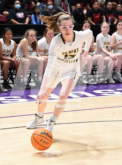 Thumbnail 3 in Holbrook vs. Gilbert Christian (AIA 3A Quarterfinal) photogallery.