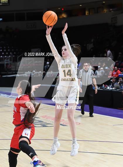 Thumbnail 1 in Holbrook vs. Gilbert Christian (AIA 3A Quarterfinal) photogallery.