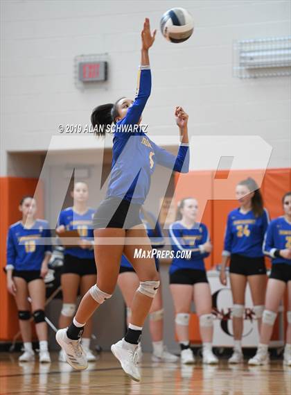 Thumbnail 1 in Pittsford-Mendon vs. West Irondequoit (NYSPHSAA Section 5 Class A Final) photogallery.
