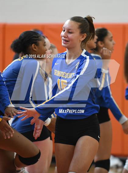 Thumbnail 2 in Pittsford-Mendon vs. West Irondequoit (NYSPHSAA Section 5 Class A Final) photogallery.
