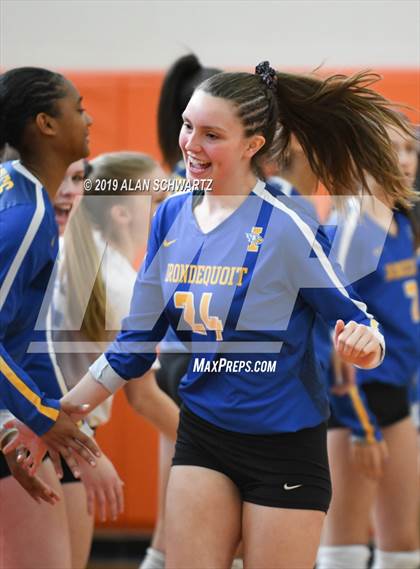 Thumbnail 3 in Pittsford-Mendon vs. West Irondequoit (NYSPHSAA Section 5 Class A Final) photogallery.
