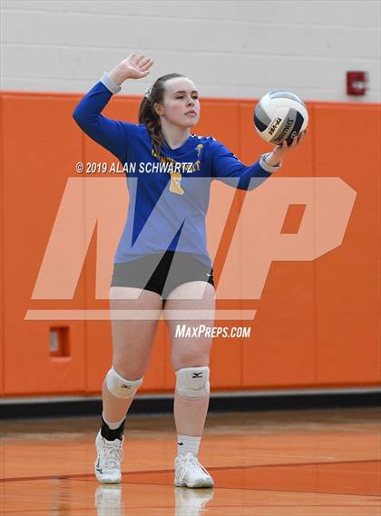 Thumbnail 3 in Pittsford-Mendon vs. West Irondequoit (NYSPHSAA Section 5 Class A Final) photogallery.