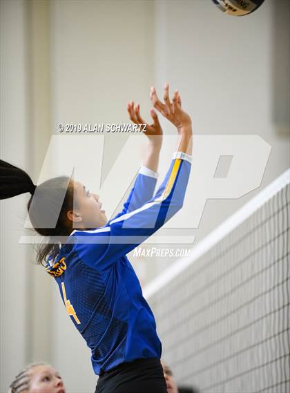 Thumbnail 2 in Pittsford-Mendon vs. West Irondequoit (NYSPHSAA Section 5 Class A Final) photogallery.