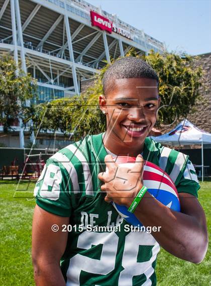 Thumbnail 3 in De La Salle (USA Football/MaxPreps Media Day Event) photogallery.