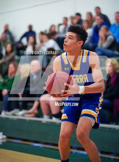 Thumbnail 2 in Las Lomas vs. Serra (DLS Vontoure Classic) photogallery.