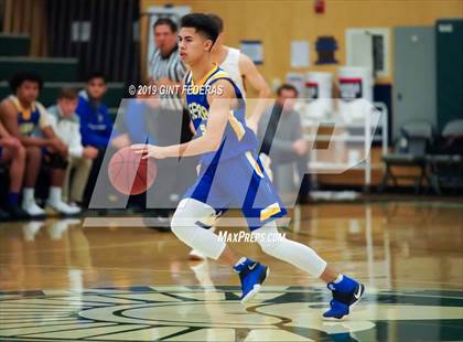 Thumbnail 1 in Las Lomas vs. Serra (DLS Vontoure Classic) photogallery.