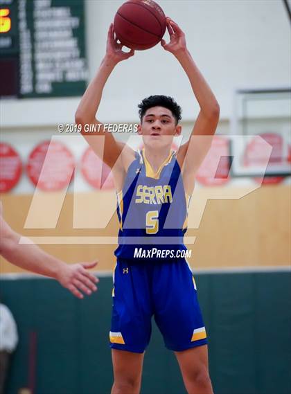 Thumbnail 3 in Las Lomas vs. Serra (DLS Vontoure Classic) photogallery.