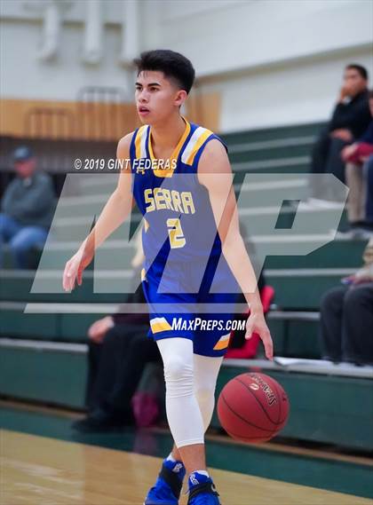 Thumbnail 3 in Las Lomas vs. Serra (DLS Vontoure Classic) photogallery.