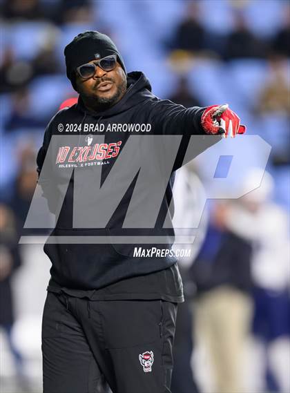 Thumbnail 2 in Rolesville vs. Grimsley (NCHSAA 4A Final) photogallery.