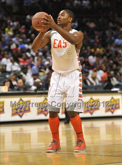 Thumbnail 3 in Jordan Brand Classic (All-American Game) photogallery.